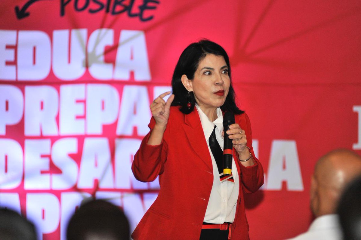 PRIOaxaca_'s tweet photo. ¡Gracias por inspirarnos! 

En el Taller Activismo Digital: De los Likes a los Votos @anavasquezc y @NicoMaslo brillaron con sus ponencias.

Con su experiencia, el #PRIOaxaca se fortalece en el mundo digital.

#HagámosloJuntos https://t.co/om5rvvIoPr