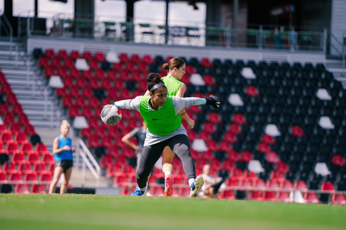 GothamFC's tweet photo. Our #GothamFC goalkeeper Abby Smith has been removed from the season-ending injury list and will be on the active roster!

@abbyys44 will be available for selection for the @NWSL x Liga MX Femenil Summer Cup Final. https://t.co/qPf9XPxGG8