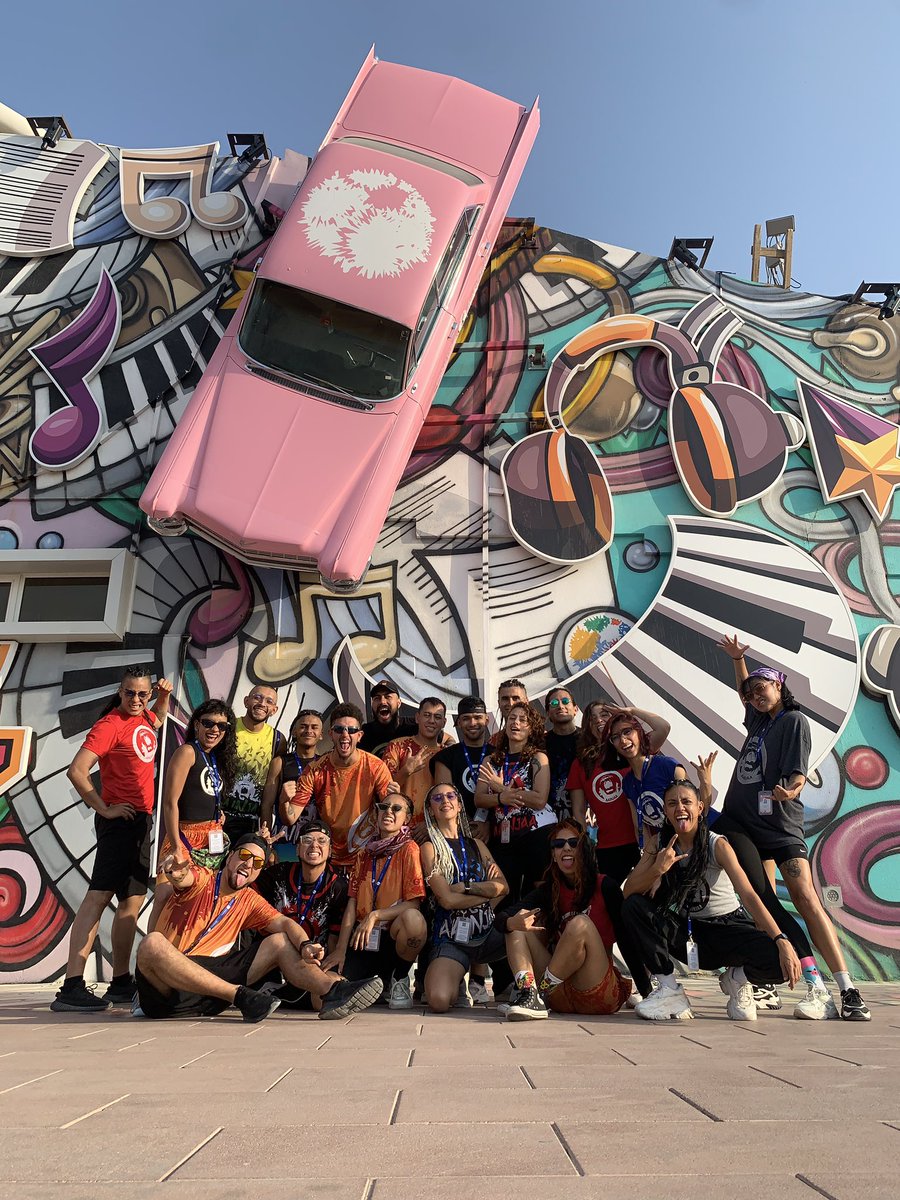 Seguimos disfrutando de Dubái, el tambor AAINJERO suena con fuerza, conectando corazones y culturas del mundo🥁

🔗Visita AAINJAA.COM

#aainjaaporelmundo #aainjaaendubai2024 #aainjaaimparable