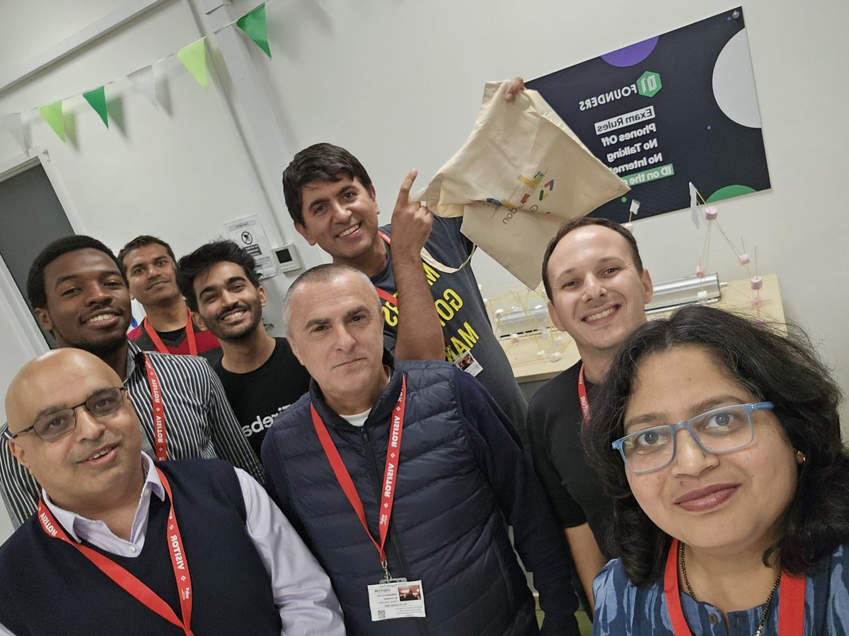 KelkarRenuka's tweet image. ๐ What an incredible day at #FlutterDevcamp2024! 
We wrapped up our graduation day with an inspiring talk by Rosario on the power of #VertexAI and #Flutter.  ๐ Thanks to all the mentors and participants who made this devcamp successful ๐ ๐โบ๏ธ๐