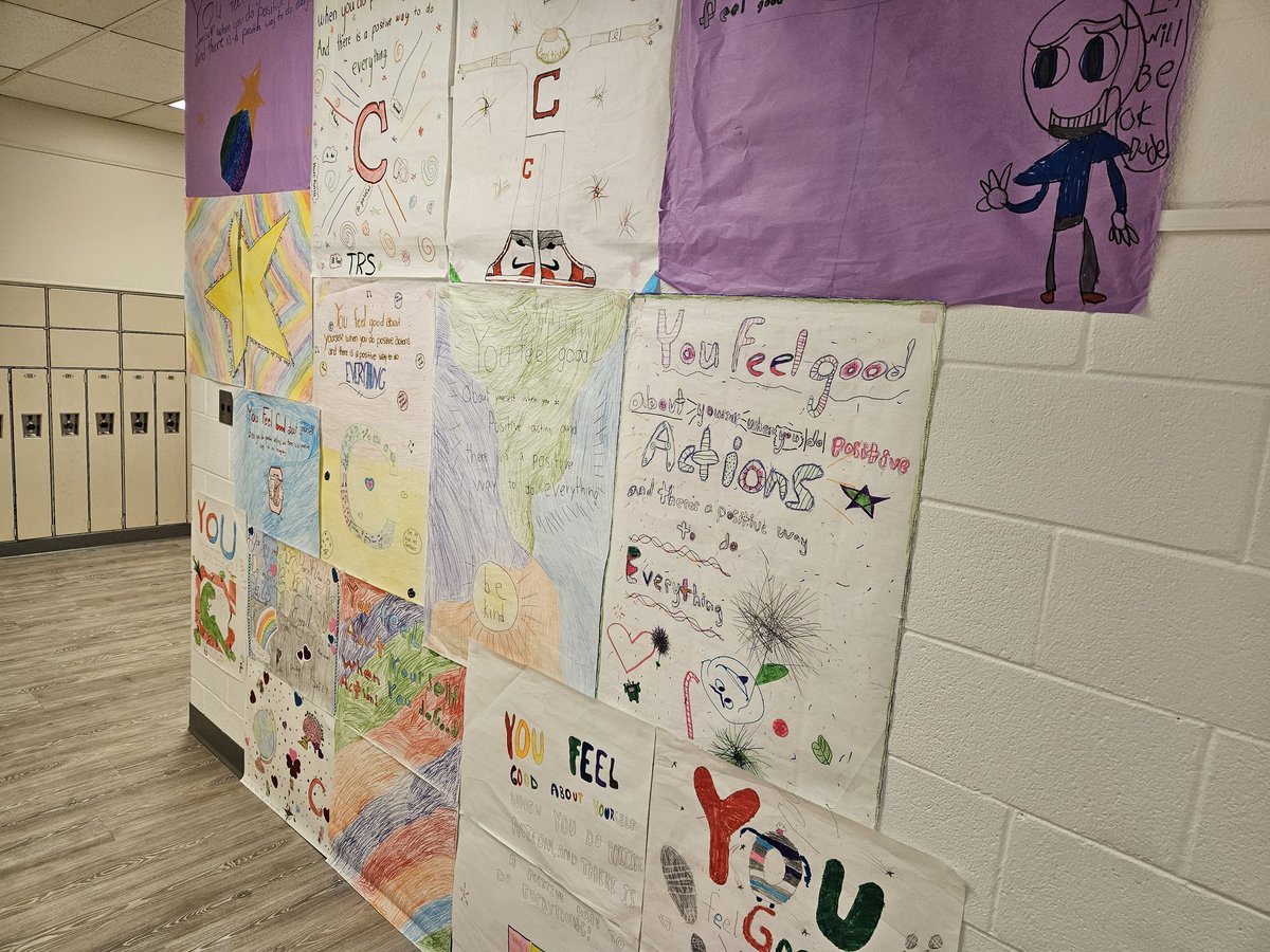 TUrbanski81's tweet photo. #Urbys helped create a mural of positivity in the 6th grade hallway reminding us all of our Positive Action philosophy! #ChannahonPride  #TRSstudentsRock https://t.co/DvXNdU5x4X