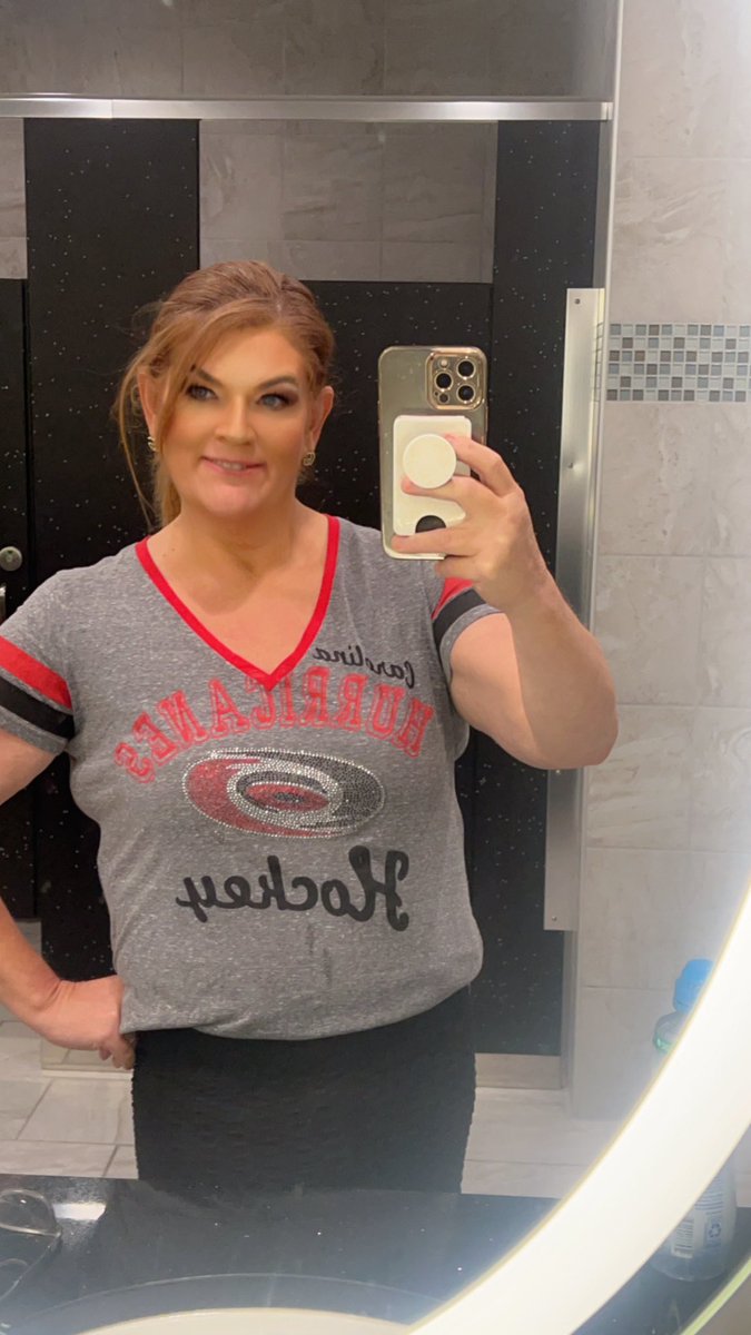 CaniacCaryn's tweet image. Gym, Tan, Laundry....#workoutfit #iykyk