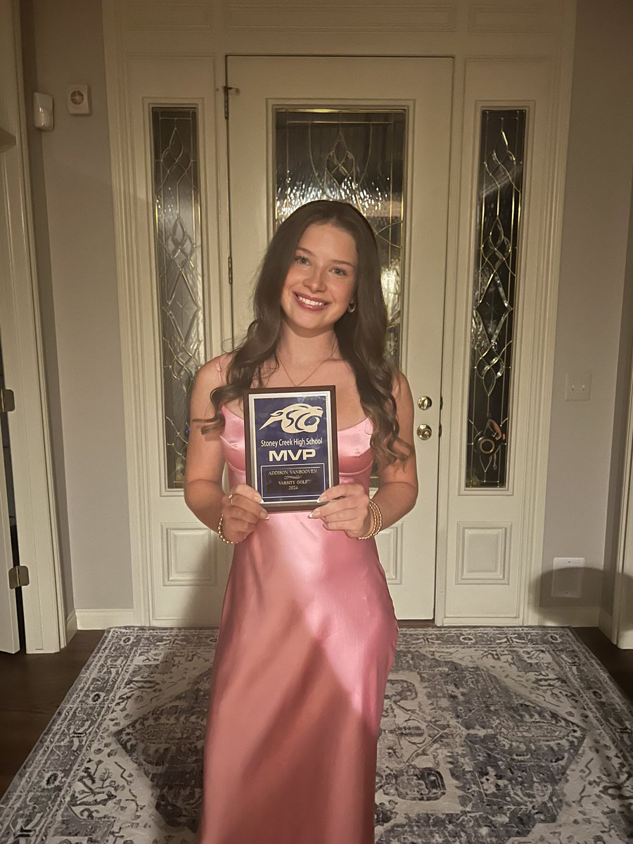 Brandi Van Booven tweet media