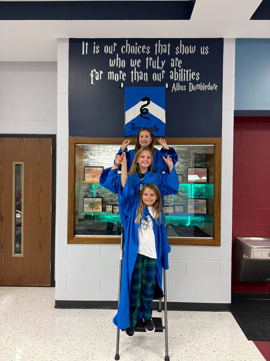 Congratulations to the House of Tanzanite for being in the lead at the end of 1st Quarter. The house celebrated by putting their flags up and having a house recess. #scesoars 💙❤️💚🧡 Who will be in the lead at the end of quarter 2???
