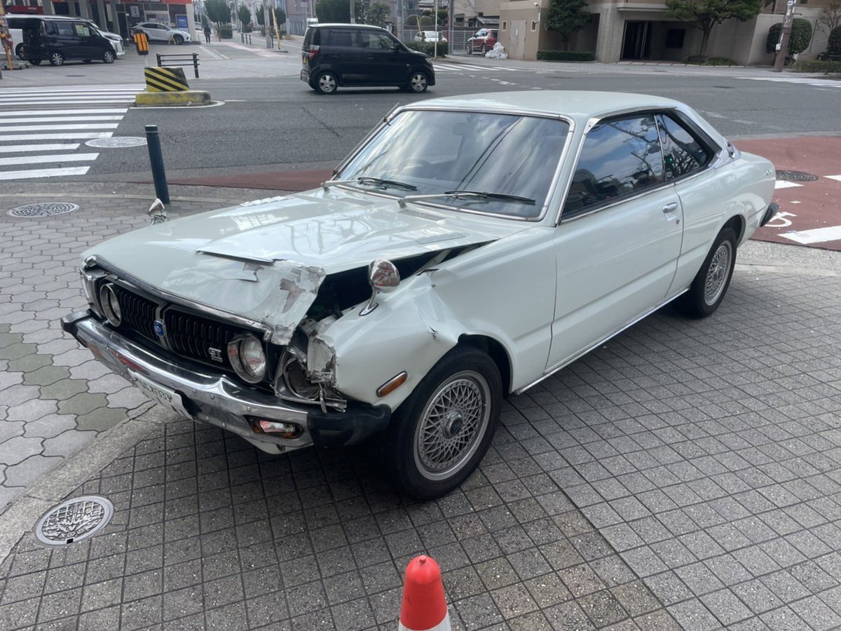Iron_Dharma's tweet photo. 友人の悲しみ…。
あれからかなりの時間が経ちましたが部品確保がまだ出来ていません。
復活する事を願います。
#旧車 #コロナ #RT100 #18RG https://t.co/7cjWOj6w4c