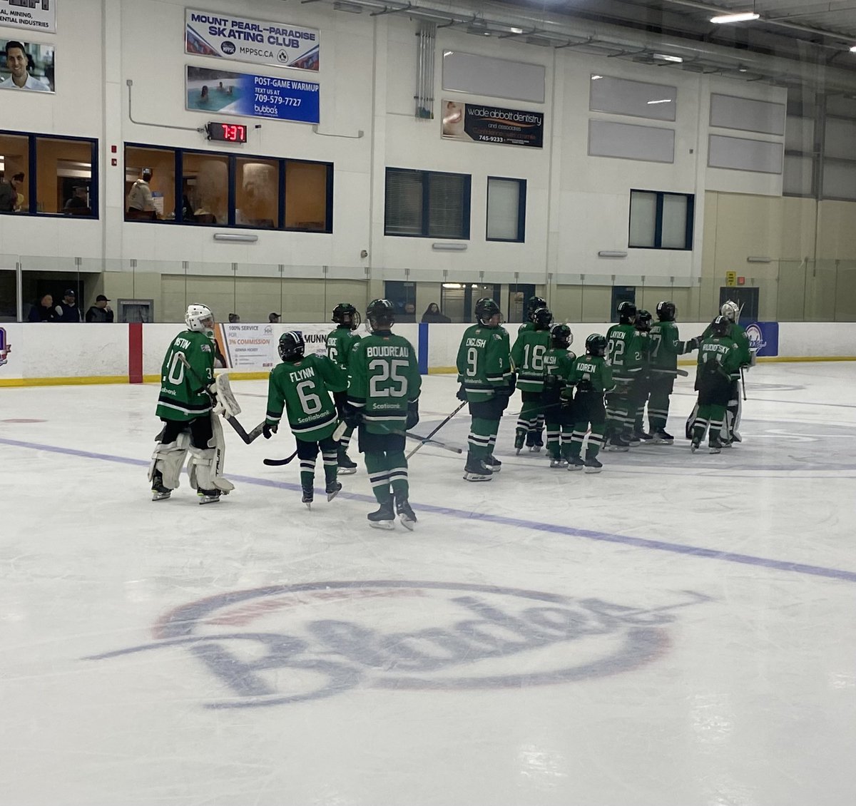 An intense battle that saw the Shamrocks erase an early 2 goal deficit, but lose in the final minute 4-3. Stick taps to the Growlers on a great game!