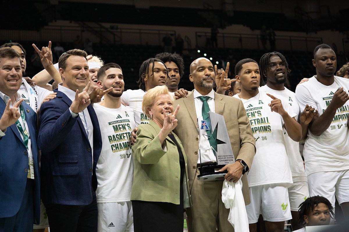 Moez Limayem tweet media