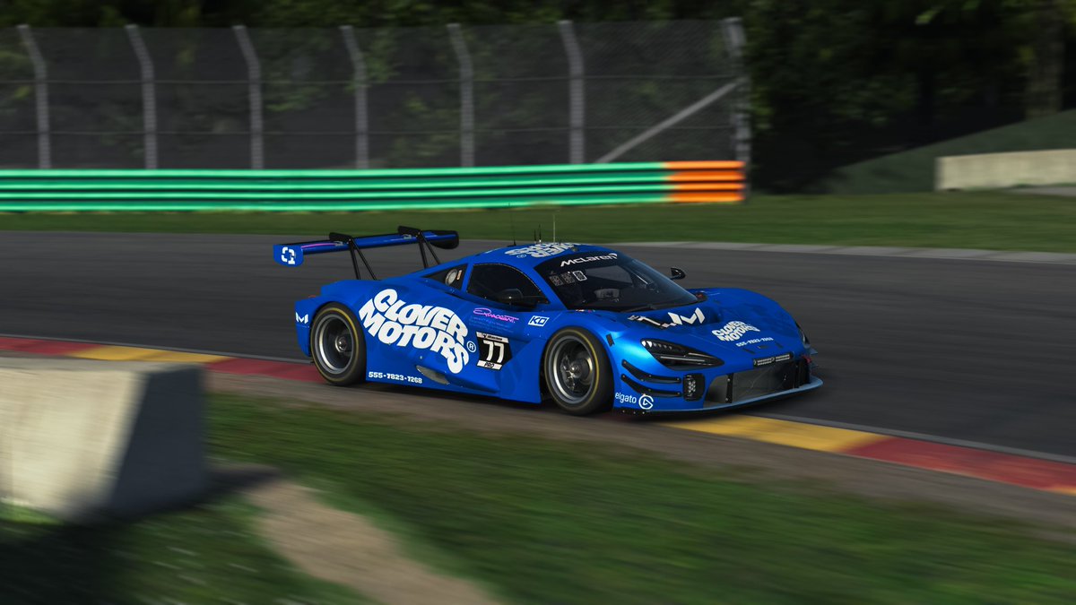 arogerscreative's tweet photo. A handful of shots of the latest @Quadrant inspired livery by @krisdixdesigns inside @iRacing π Threw it back with this one to OG Clover Motors - I think it looks well on the McLaren π #iracing #quadrant #clovermotors #simtography https://t.co/PuqqD0XfT4