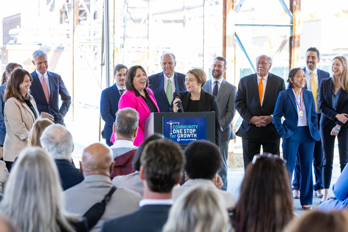 MassGovernor's tweet photo. Community One Stop for Growth programs invest in our communities — they create homes and jobs, upgrade infrastructure and revitalize our downtowns and main streets. 

Today in Worcester, we awarded $161M to 313 projects in cities and towns across Massachusetts! https://t.co/zxUyqEoaE1