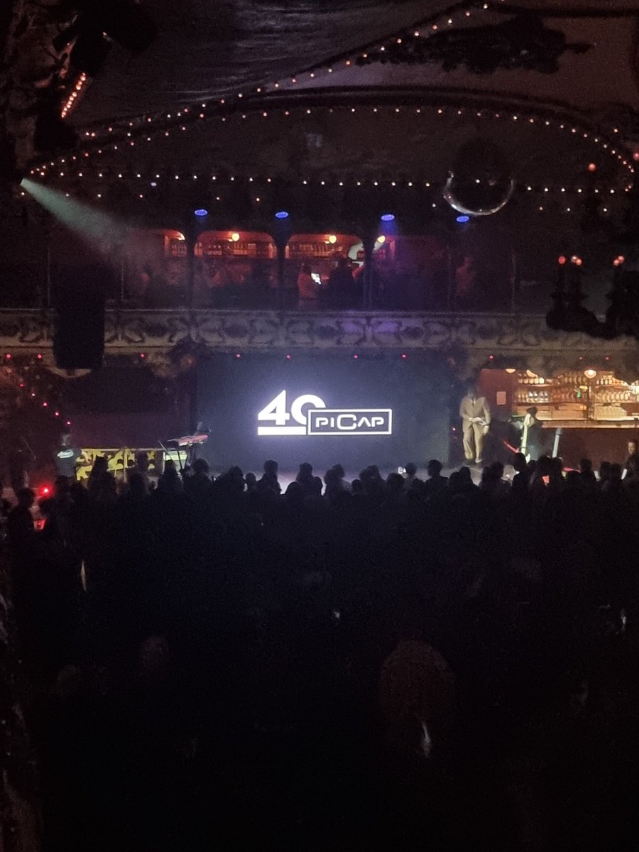 40 anys de compromís amb els músics del país. Felicitats <a href="/Picap/">♫Discogràfica Picap♫</a> <a href="/joancarlesdoval/">Joan-Carles Doval</a>