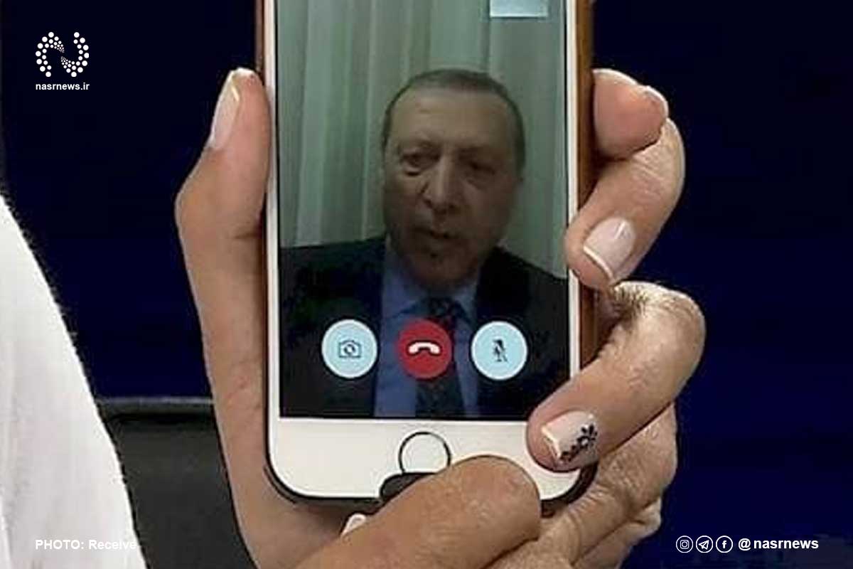 amin_gh_ir's tweet photo. اردوغان هر کاری هم بکند ننگ این تصویر از حافظه تاریخ پاک نمیشود https://t.co/ne4WIypSf1