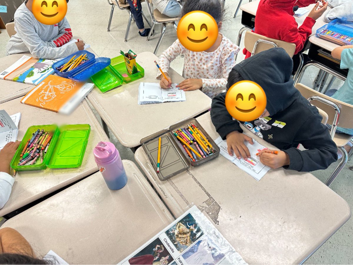 MrsAngel_WMES's tweet photo. I’m liking the pause days in CKLA and how we have some time to work the kids on projects to support and review learning. Differentiated passports was today’s project. #MCPS #watkinsmillelementary #CKLA #multilinguallearners https://t.co/4AhRkFfBEY