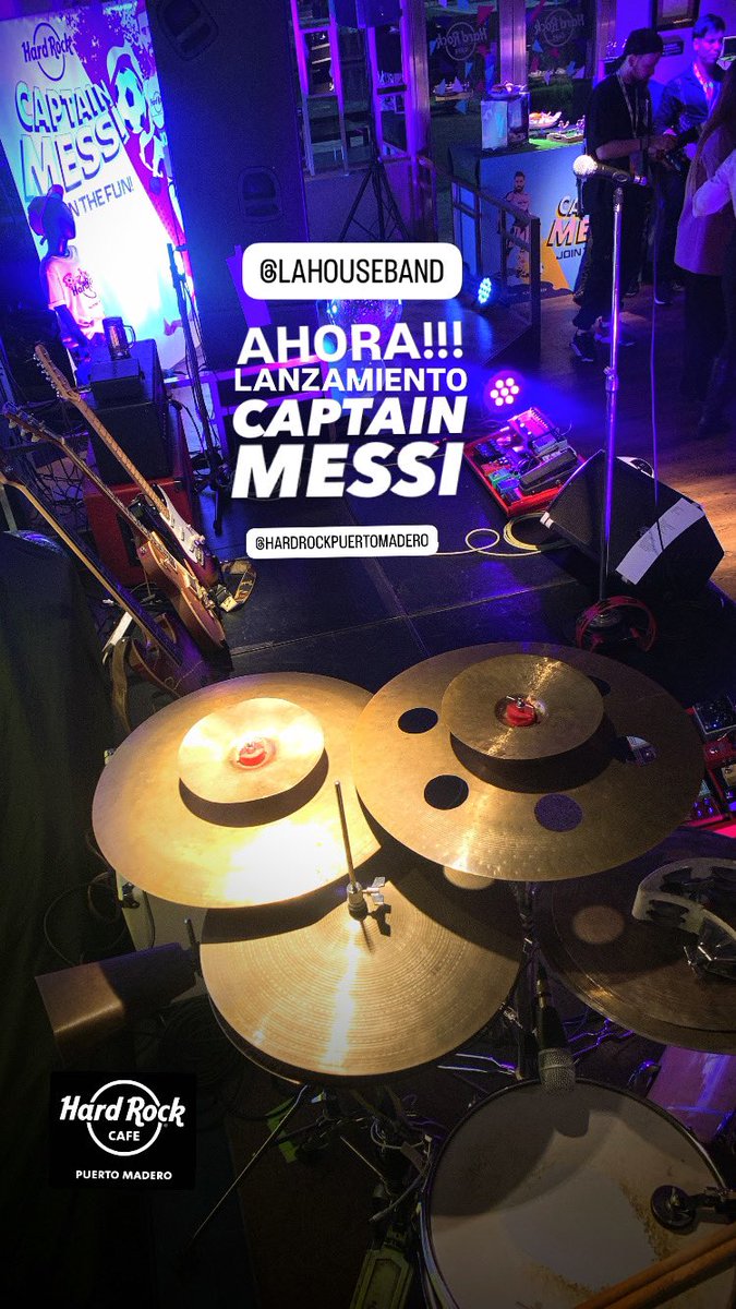 ahora en vivo en el lanzamiento del captain messi en el <a href="/HardRockCafeBA/">Hard Rock Puerto Madero</a>. ::: #jointhefun  #captainmessi #lahouseband #livemusic