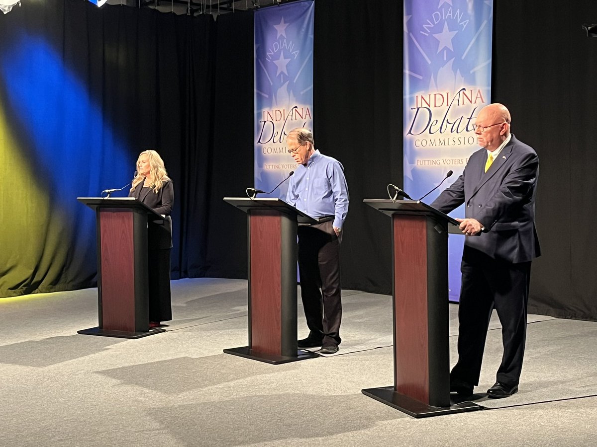 CobaltBluePress's tweet image. Looking forward to another @INDebateComm production with @wfyi. #PuttingVotersFirst @cspan