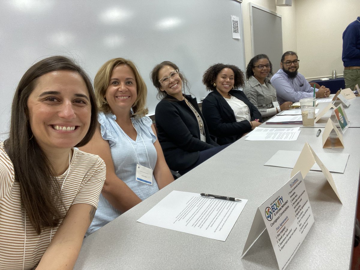 Mrs. Cos tweet media