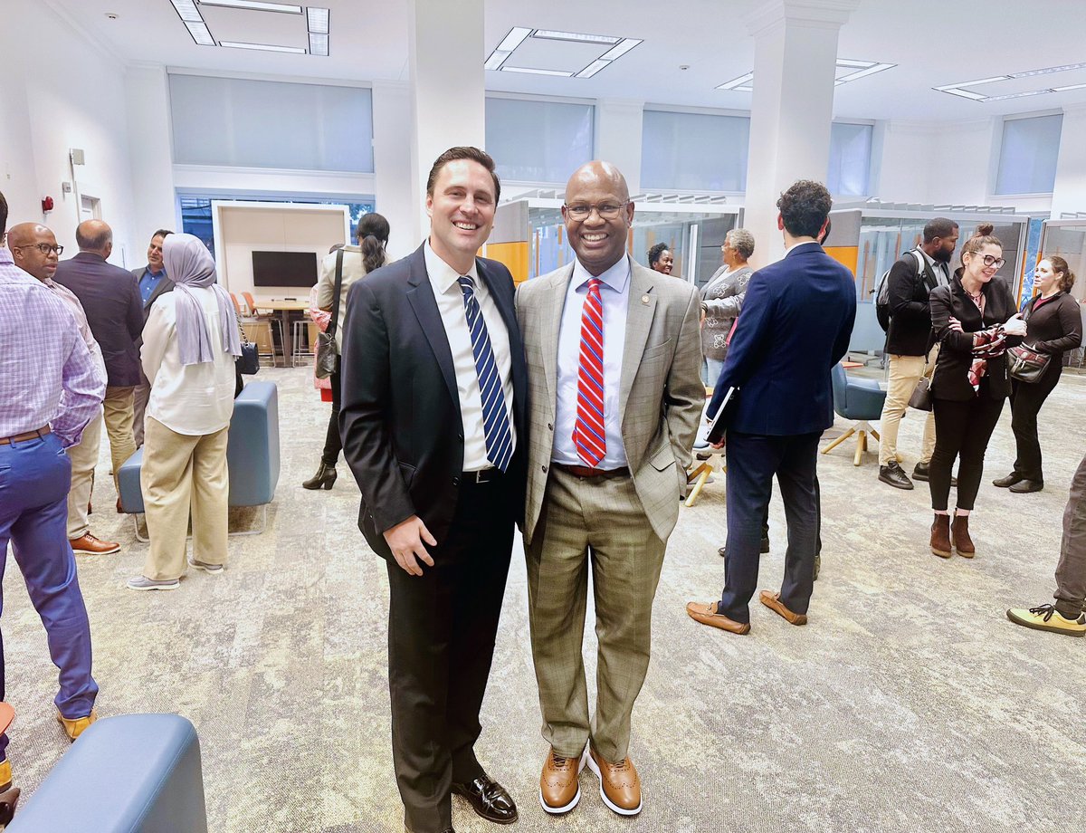 lexjohnstone's tweet image. First @WorldAdvisory Small Business Networking event with @PNCBank in Washington, D.C. was a success!