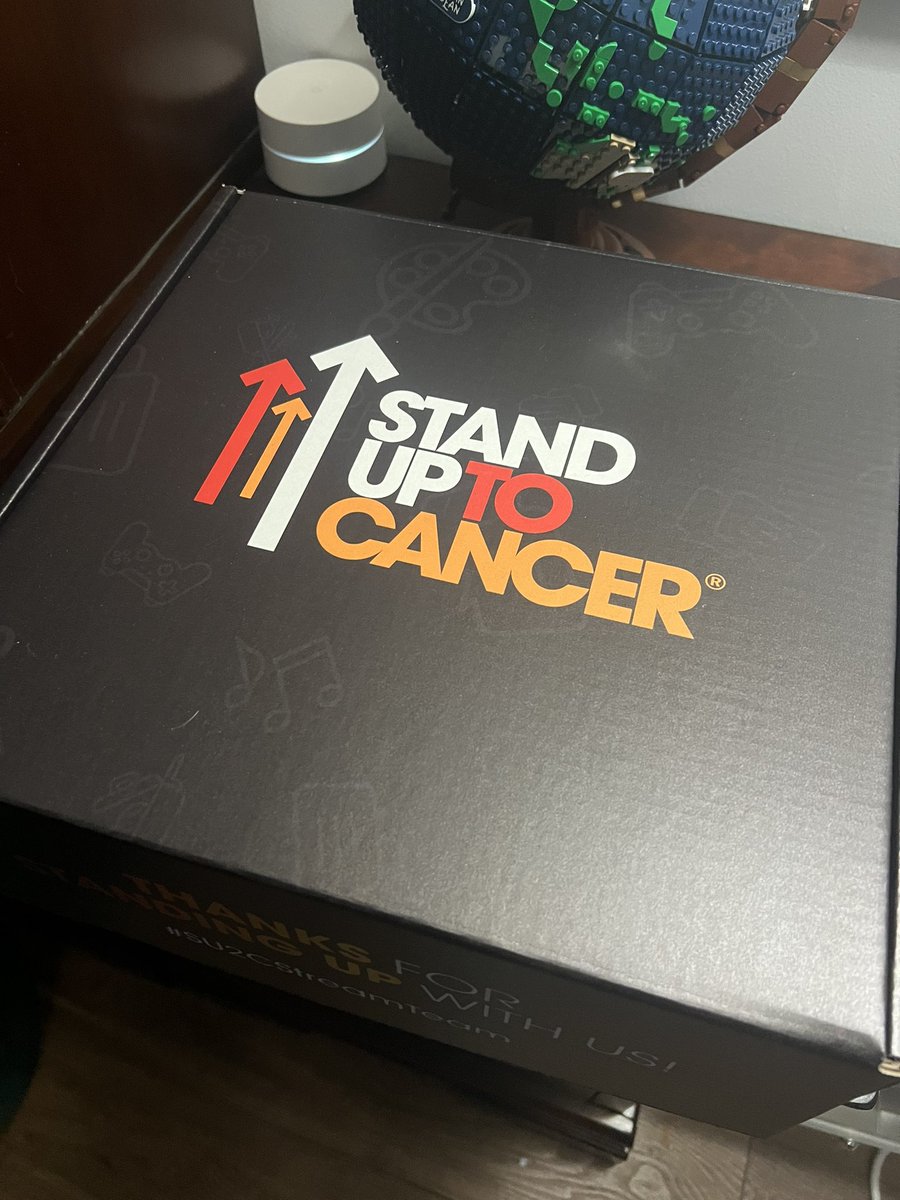 TheCheesyDad's tweet image. 🚨 Surprise Unboxing Alert!🚨 Join us tonight as we unbox a special  delivery from the amazing folks at @su2c 🎁 They sent us something to celebrate the 10-day charity event we did with the Stand Up Builders! The group raised over $117,000 for SU2C!#StandUpToCancer #brickbuilders