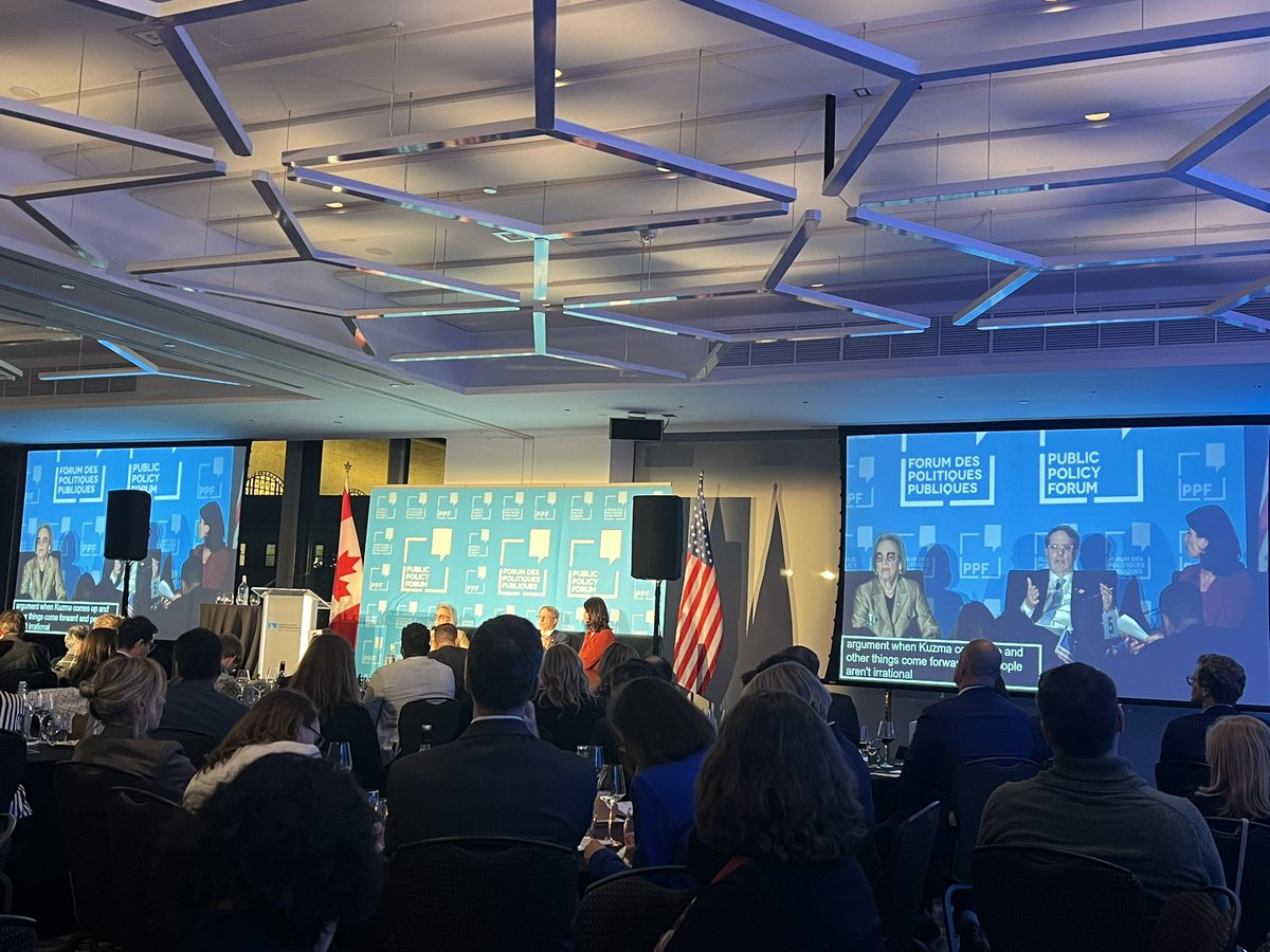 Full house for <a href="/ppforumca/">Public Policy Forum</a> #PPFfalllecture. It’s a critical time, as we hear <a href="/SteinJanice/">Janice Stein</a> and <a href="/egreenspon/">Ed Greenspon</a> say it’s all about supply chains and securing imperative supply chains — which the U.S. is doing. Separately, overall, Canada lacks urgency to get big things done. #cdnpoli