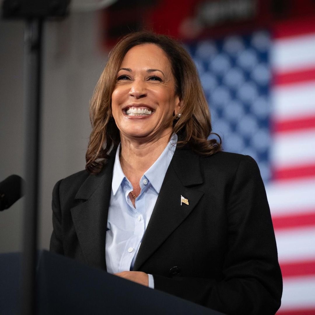 Stevie Nicks to Rolling Stone on the upcoming election and Kamala Harris:

“I feel very optimistic about it. I love the fact that she laughs. I love the fact that she’s full of joy. I love the fact that she fell in love with somebody later in her life, and has a family and that