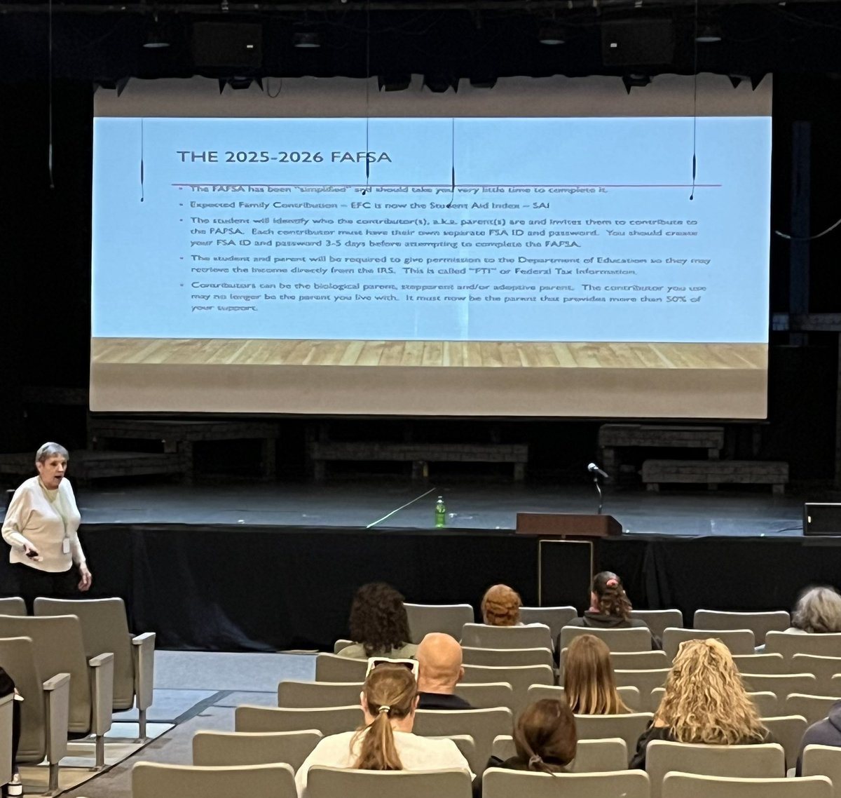 Mrs. Morelli tweet media