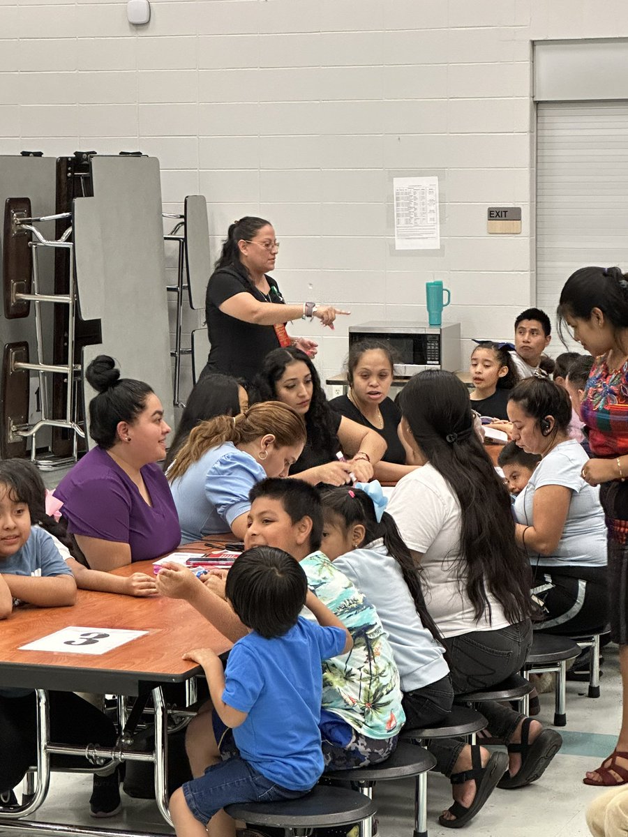 Collins Library (@collins_library) on Twitter photo What a great night for our <a href="/ExplorersCol/">Collins Elementary</a>. We are fortunate enough to have <a href="/HouUrbanLeague/">Houston Urban League</a> treating us to enthusiastic literacy education and dinner. What a great night for our <a href="/ExplorersCol/">Collins Elementary</a>. We are fortunate enough to have <a href="/HouUrbanLeague/">Houston Urban League</a> treating us to enthusiastic literacy education and dinner.