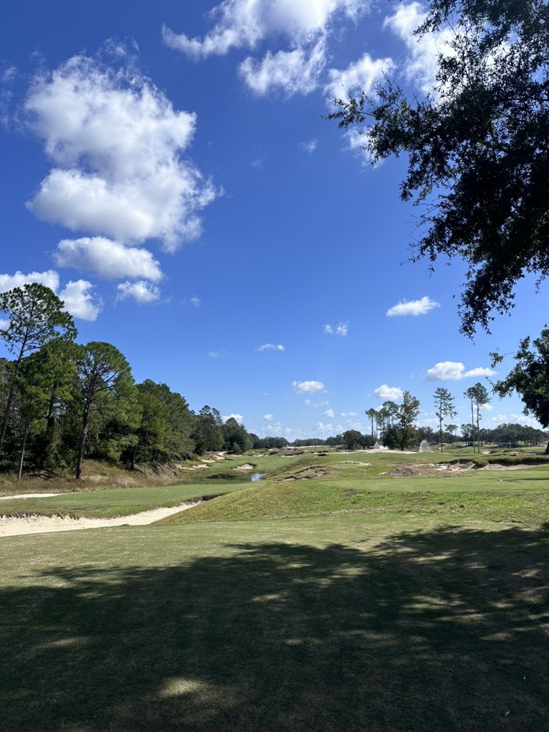 LoganRoberts9's tweet photo. Cabot 🍊 round 2. Awesome property. #Golf https://t.co/eNxvv2bwOG