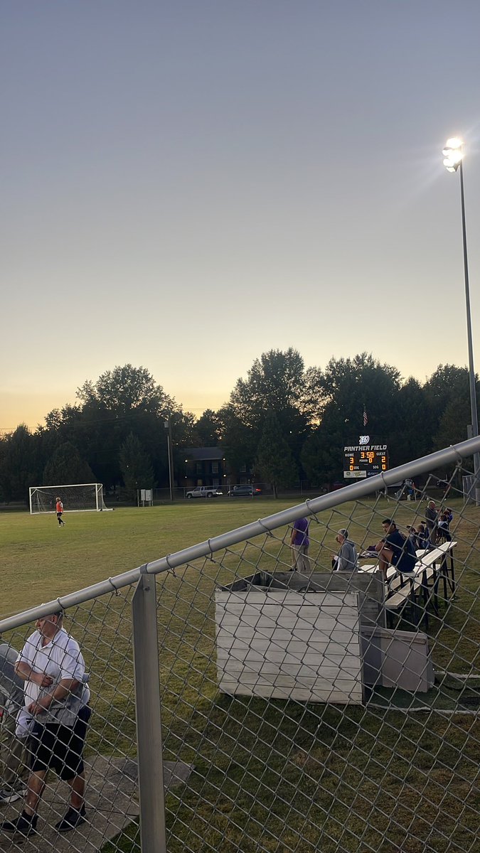 3-2 KWC leads at half from down 0-2.