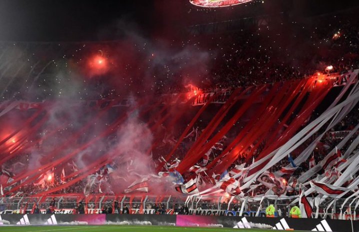 Los brasileros estan diciendo que mineiro es una especie de racing, se caga de visitante y no es la primera vez que gana en su casa para después pasar vergüenza de visitante

Es nuestra oportunidad