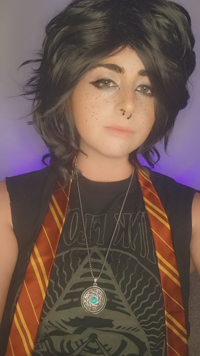 ry_dayhaven_'s tweet photo. "That's Sirius Black that is" #siriusblack #marauders #maraudersera #siriusblackcosplay #HarryPotter https://t.co/uP7PJNT8ZC