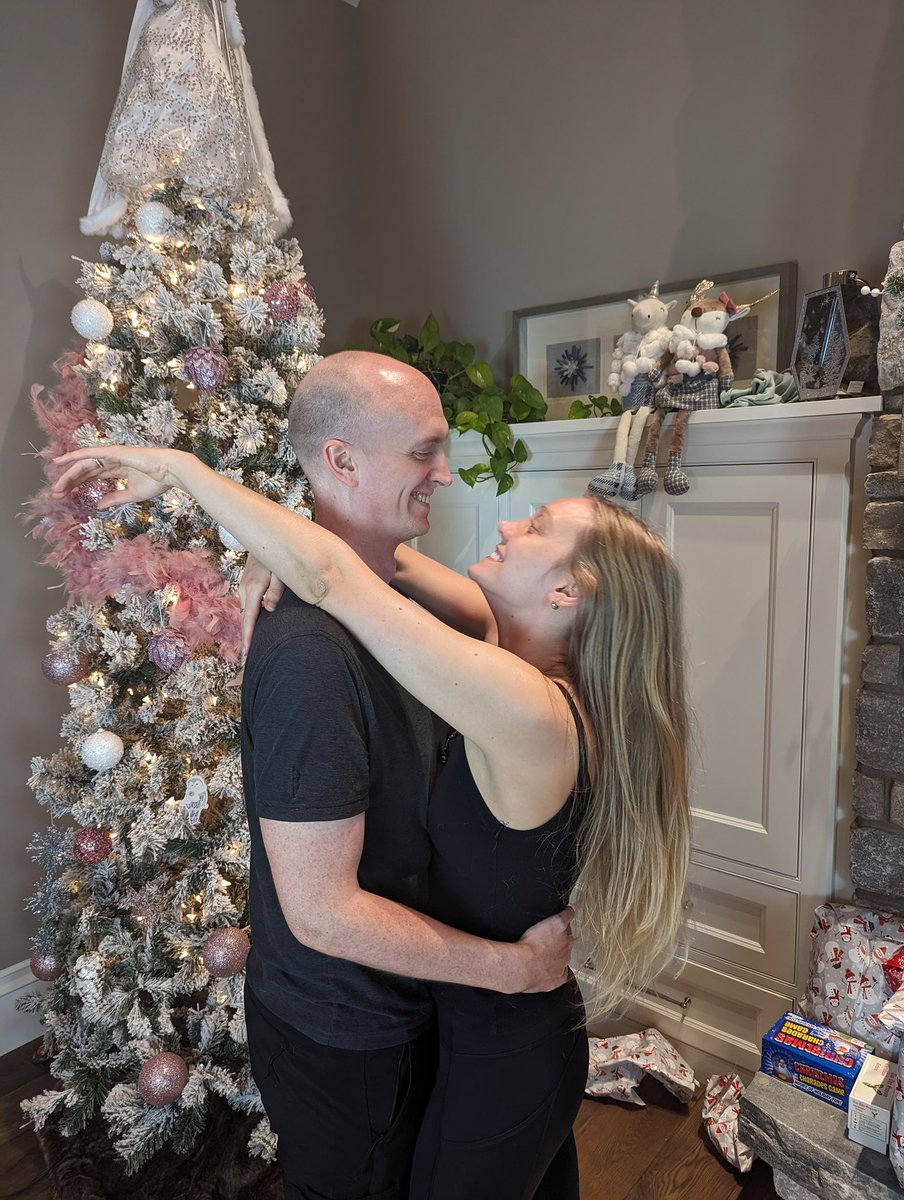 kb_schaub's tweet photo. Throwback to the holidays 2023 ❤️

#holidays #couplelife https://t.co/tfUARgVibz