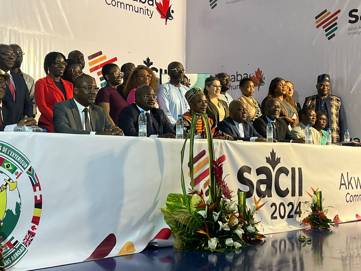 SACIICA's tweet photo. ✨Retour sur la première journée du SACII 2024 :  Une belle affluence et des échanges enrichissants ! ✨
(Partie 1)

#SACII2024 #Opportunités #Immigration #Investissement #Canada #Douala #ÉtudierAuCanada #cameroun #Réseautage  #ÉvénementGratuit #Investissement #ÉtudesCanada https://t.co/ph5seYLuwF