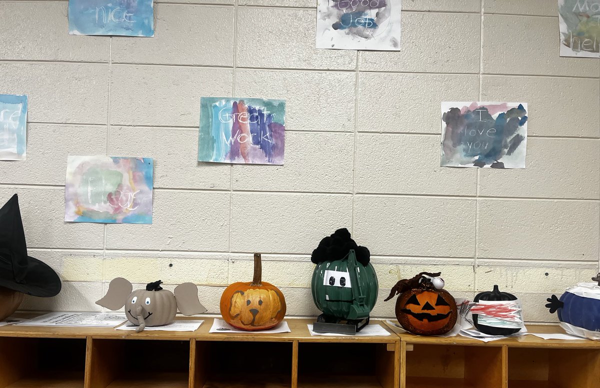 MrsHolmesFACSEd's tweet photo. Storybook Pumpkin Patch success at the @GABChamps the #1 school in America! Our CHAMPS did amazing job with this school wide project! #literacy @GABChamps #1 #champlife https://t.co/JwRJtjdP3s
