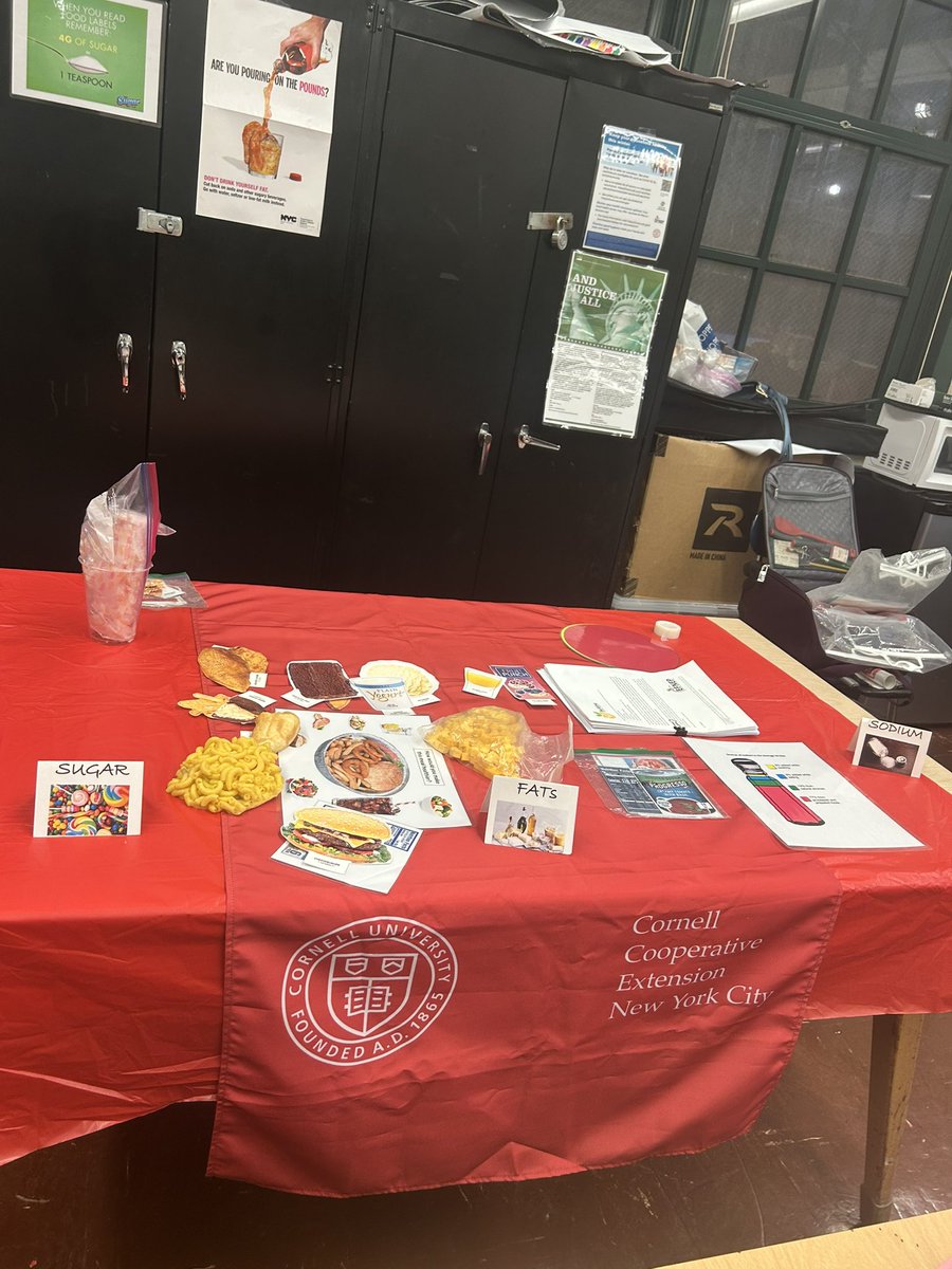 PS161 THE CROWN tweet media