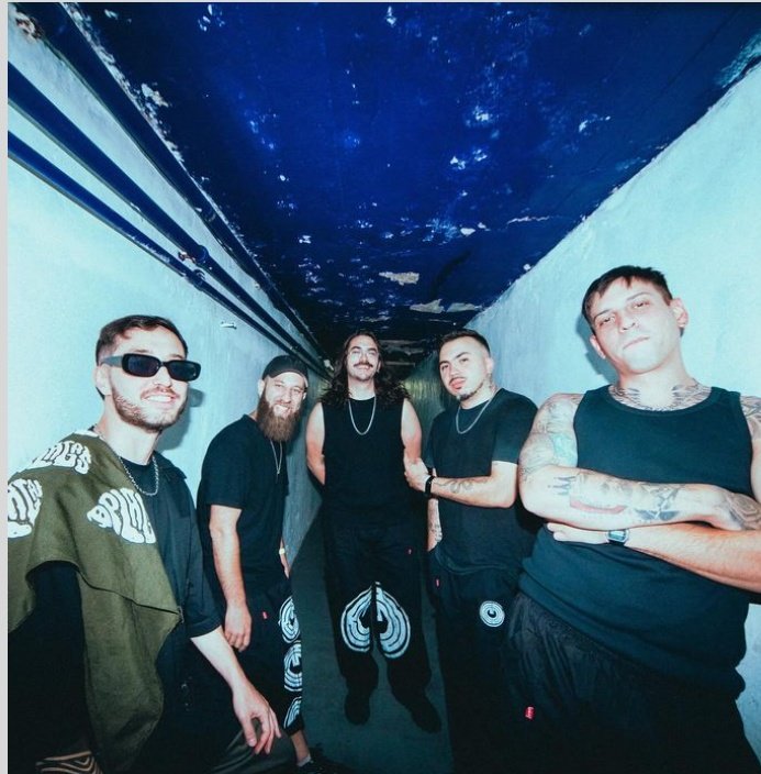 RapArgentinooo's tweet image. La volvieron a Romper, Muchas Gracias Dani y Eze,Gracias Martin,Gracias Julo,Gracias Mauro