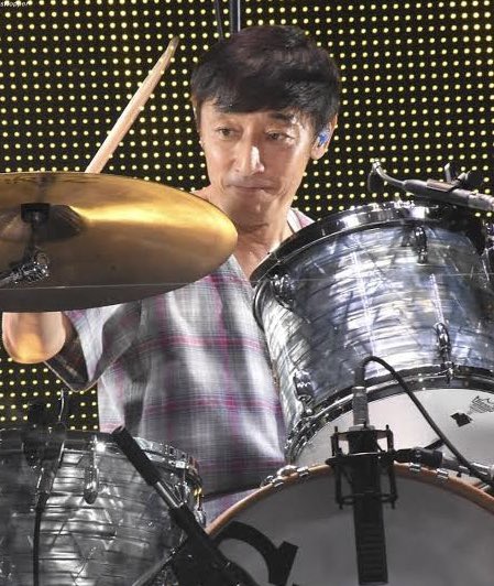 スピッツのドラマー、崎山龍男さん。 誕生日おめでとうございます