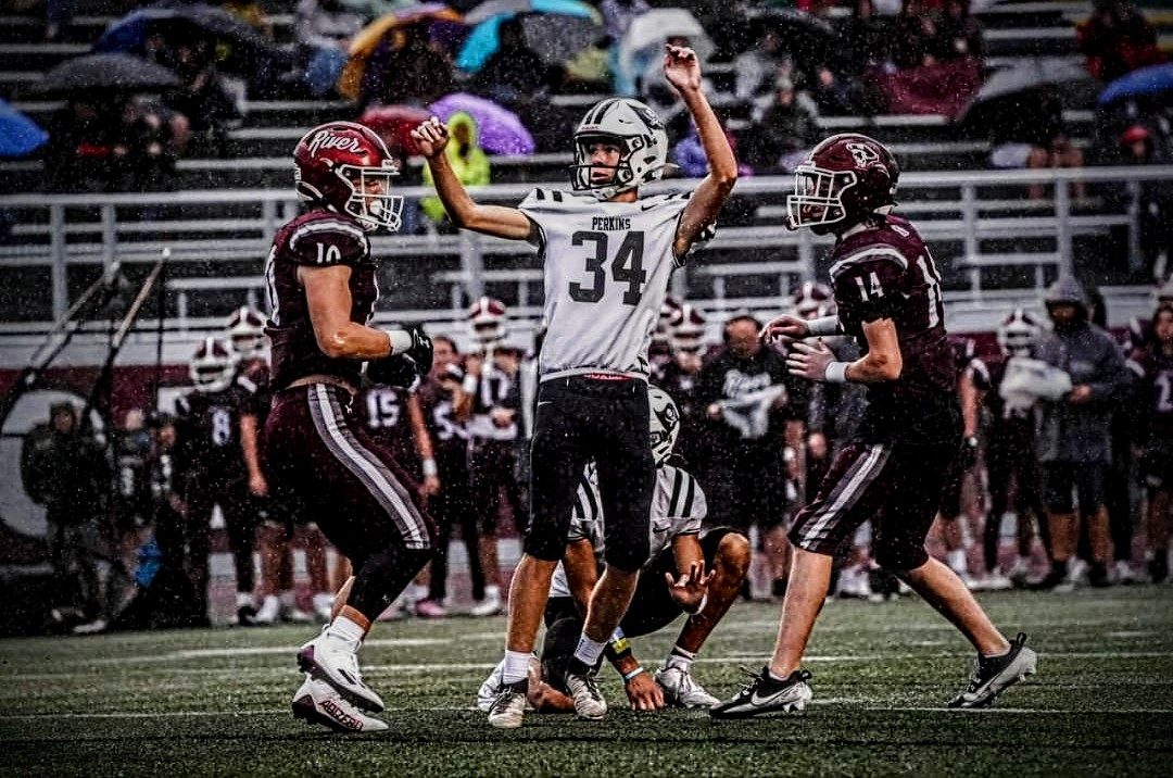 PerkinsYthFball's tweet photo. GAMEDAY EVE shout-out to the 🏴‍☠️ kickers! The Pirates have 3 kickers whom ALL could be 1st Team SBC! And to think there are still HS teams that don't have a kicker. 🤔  We celebrate Perkins Kicker Thursday!!! OK Braylon, you're kinda a kicker too..... https://t.co/3B2SCzbmzz