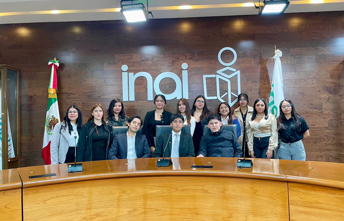 vinculasociedad's tweet photo. 📌A través de nuestros programa #VisitaelINAI recibimos a estudiantes de la @UHumanitas y de la @UNAMmx quienes asistieron a la Ceremonia de Premiación del #Certamen2024, conocieron nuestras instalaciones y recibieron una serie de talleres sobre los derechos #DAI y #DPDP https://t.co/pVEhwBIkXE