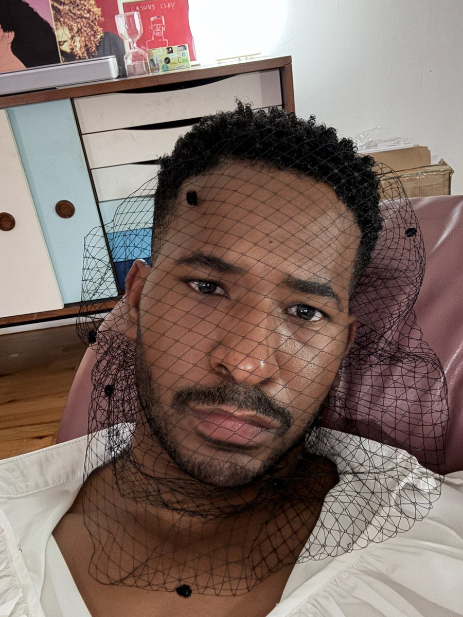 jacobj_jones's tweet image. Exposed but Hidden