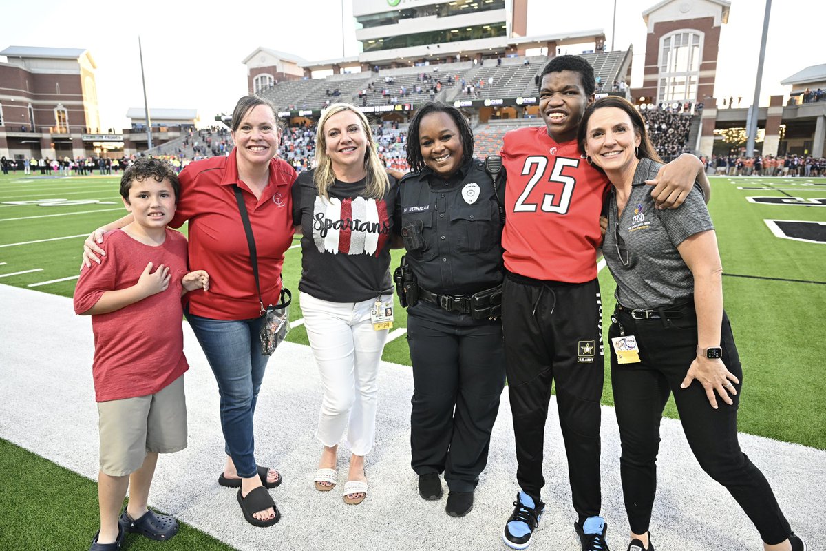 Joel Weckerly (@cyfairjoel) on Twitter photo One of those stories that makes you #publicschoolproud.
<a href="/CFISDCyLakes/">Cy Lakes HS</a> student Jacorian Stewart suffers from the rare Juvenile Huntington's Disease. Typically relegated to a wheelchair, he ran onto the field with the <a href="/CyLakes_FB/">Cypress Lakes FB</a> team before tonightโs game. One of those stories that makes you #publicschoolproud.
<a href="/CFISDCyLakes/">Cy Lakes HS</a> student Jacorian Stewart suffers from the rare Juvenile Huntington's Disease. Typically relegated to a wheelchair, he ran onto the field with the <a href="/CyLakes_FB/">Cypress Lakes FB</a> team before tonightโs game.