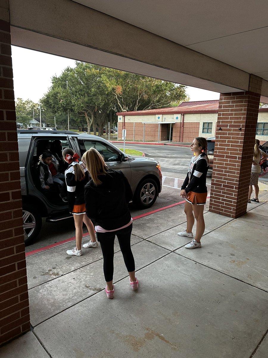 Coach James Gage (@djjg11) on Twitter photo Thank you <a href="/PassmoreElem/">Passmore Elementary</a> for allowing our <a href="/AlvinAthletics/">ALVIN YELLOWJACKET ATHLETICS</a> athletes to come and open car doors this AM! Always a great time! #JPND
<a href="/AlvinJacketVB/">Alvin Yellowjacket Volleyball</a>
<a href="/alvin_jacketfb/">Alvin Football</a>
<a href="/AlvjacketGolf/">Alvin Golf</a>
<a href="/Alvin_Cheer/">Alvin HS Cheer</a>
<a href="/AlvinISD/">Alvin ISD</a> Thank you <a href="/PassmoreElem/">Passmore Elementary</a> for allowing our <a href="/AlvinAthletics/">ALVIN YELLOWJACKET ATHLETICS</a> athletes to come and open car doors this AM! Always a great time! #JPND
<a href="/AlvinJacketVB/">Alvin Yellowjacket Volleyball</a>
<a href="/alvin_jacketfb/">Alvin Football</a>
<a href="/AlvjacketGolf/">Alvin Golf</a>
<a href="/Alvin_Cheer/">Alvin HS Cheer</a>
<a href="/AlvinISD/">Alvin ISD</a>