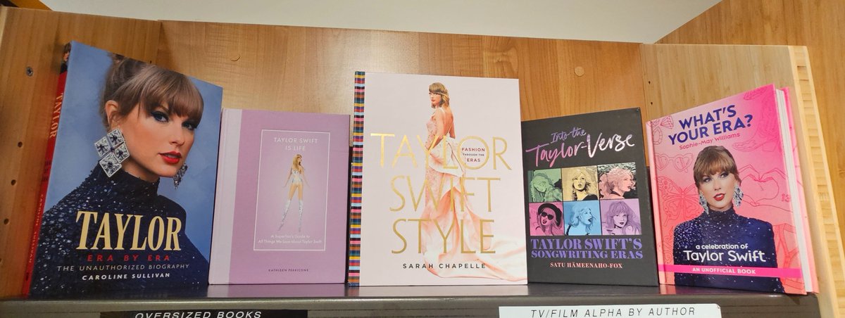 These #books make great gifties for #Swifties! #18YearsOfTaylorSwift #ThrowbackThursday