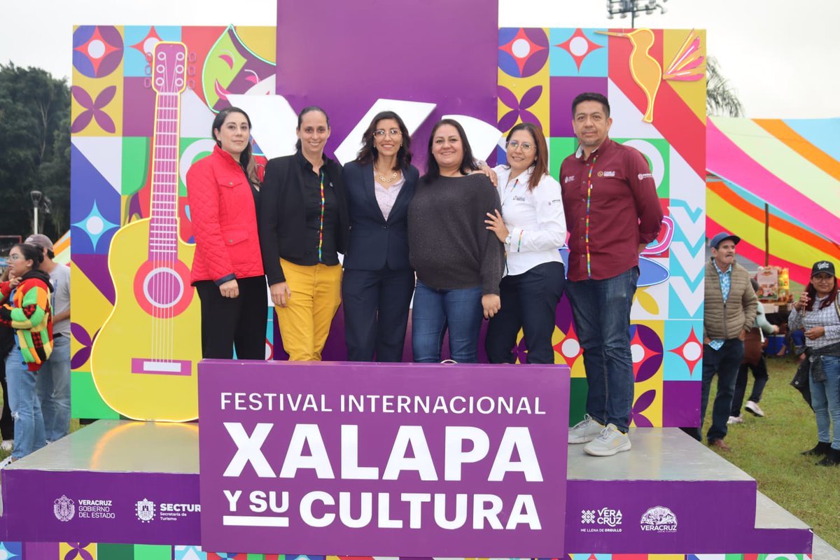 WalMtzOlvera's tweet photo. 🤩 Alegría, cultura, diversión y mucho color en el Festival Internacional #Xalapa y su Cultura. 

¡No te lo pierdas!
.
.
.
Y tú ¿Eres #TeamProgob?
#Progob 
#TrabajamosconResultados
#JuntasTransformando 
#Veracruz 
#TransformamosBienAVeracruz https://t.co/6kja9nSbAt