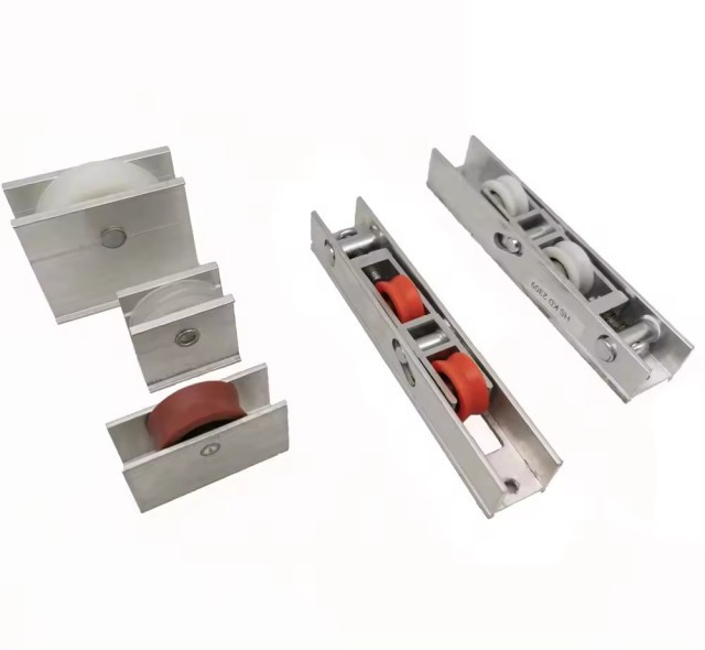 KangdianMetal's tweet image. Aluminum Roller loading 50-100kg nylon pulley V groove wheel with bearing roller aluminium sliding door pulley wheels

Classification：Aluminum Roller
Keyword：Broken Bridge / Julong

#WindowRoller #DoorAndWindowHardware #FrictionStayForWindow julongroller.com