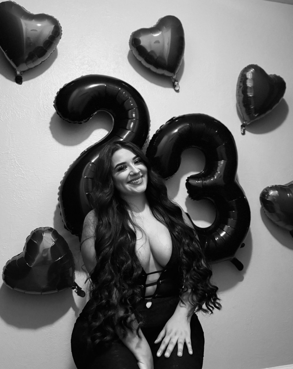 morissalewiss's tweet photo. Season 23,Episode 1 💋🖤✨ https://t.co/QTxzawuKnt