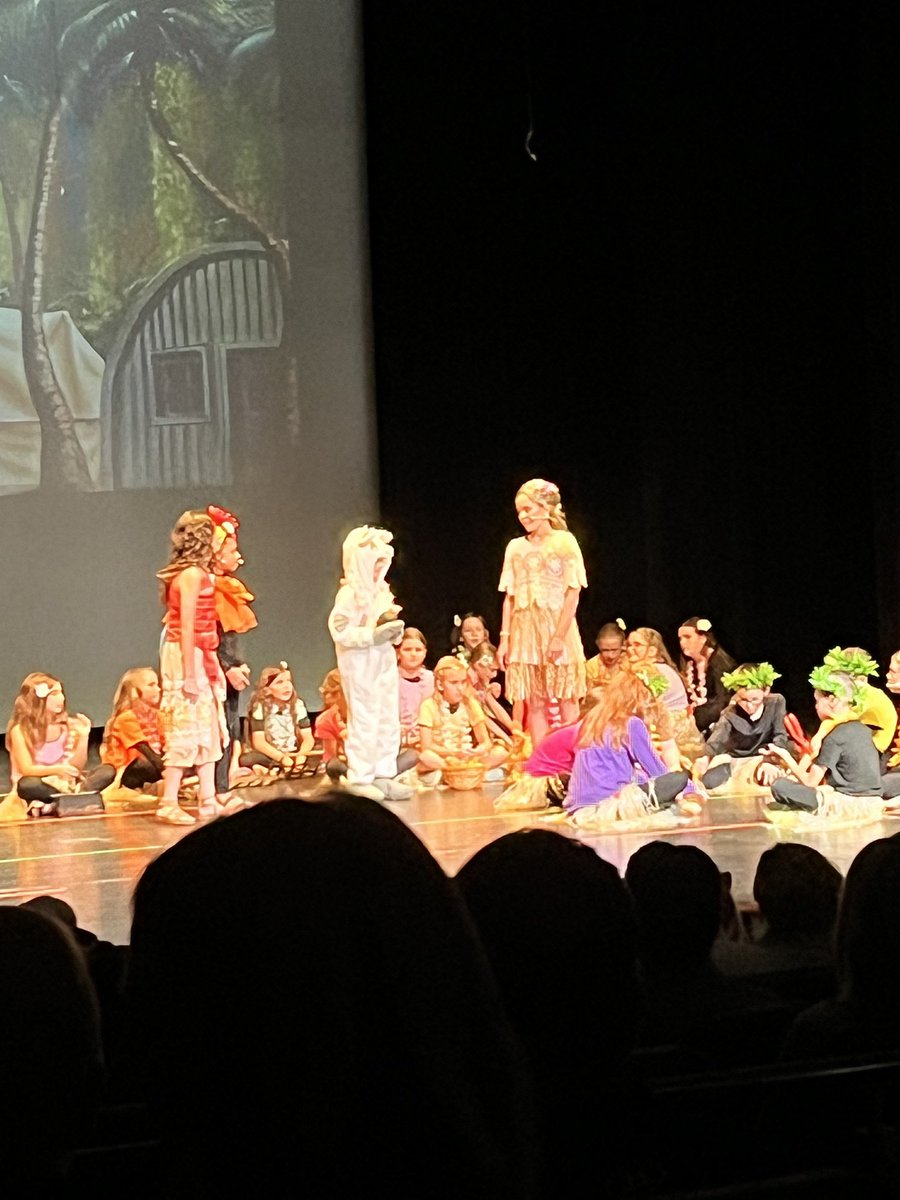 Isabel Ciampone tweet media