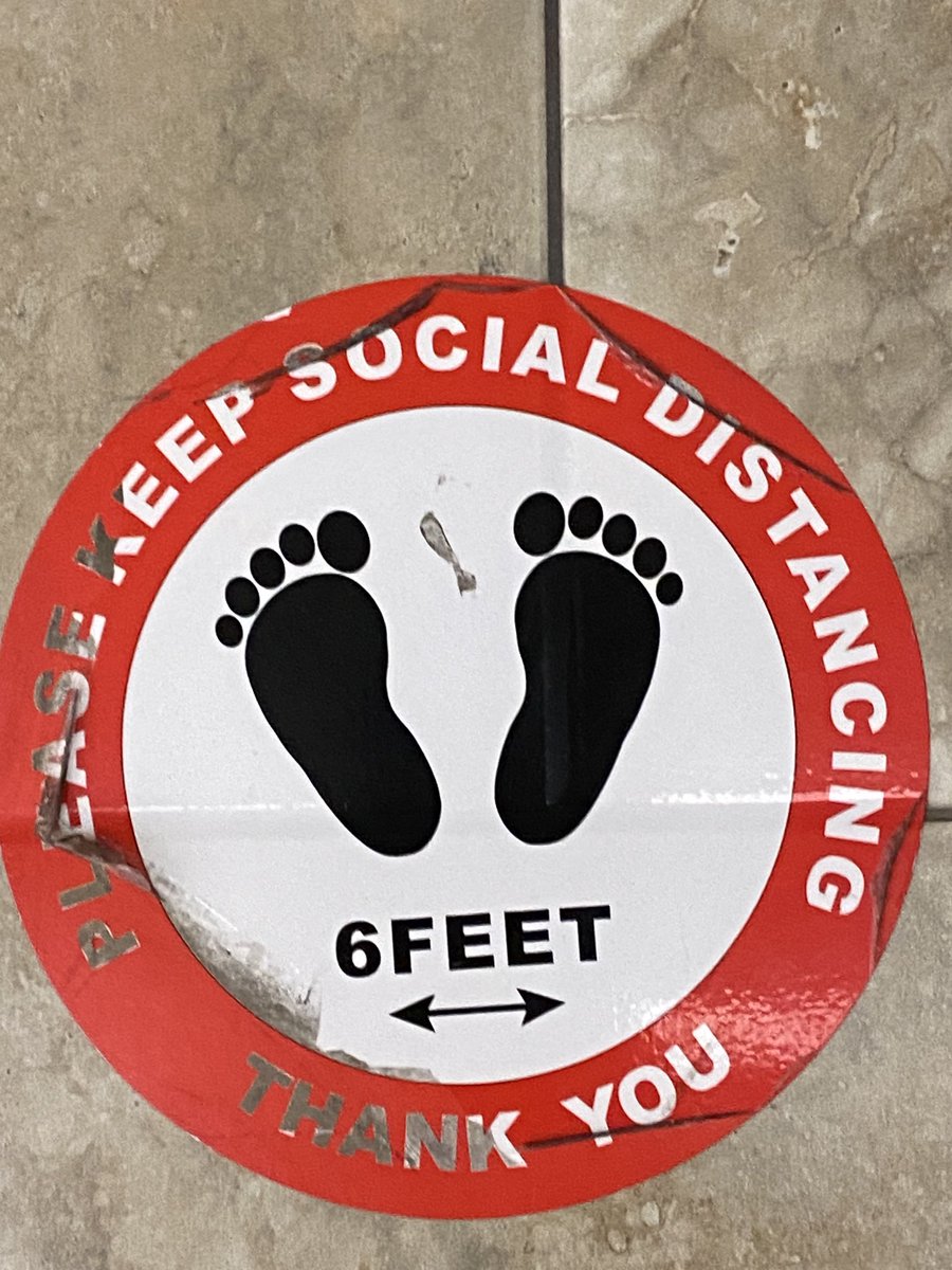 John Francis Daley (@johnfdaley) on Twitter photo Uhhh no. Those are two feet. Uhhh no. Those are two feet.