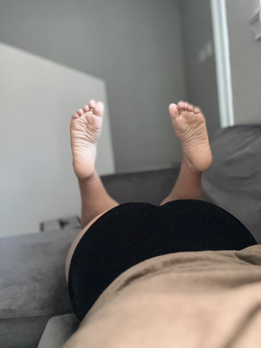 #soles
#feet