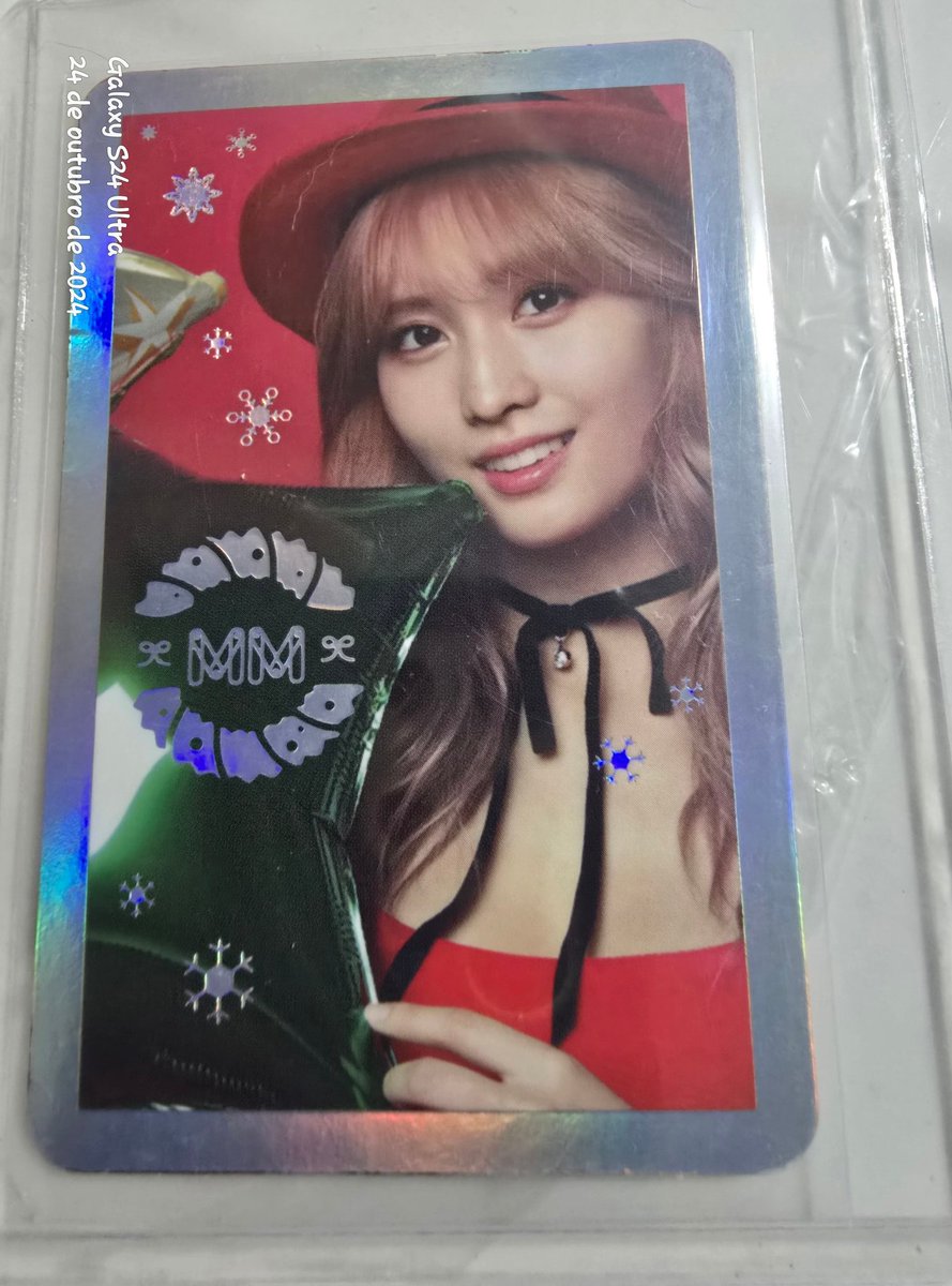 KahCtusDaJihyo's tweet photo. Essa Xmas meu povo...
Eh dessa Xmas que eu tô falando...
O card que EU paguei e que por irresponsabilidade da Gom que perde itens, quase perdi.
Sabe pq n perdi? Pq a Juno arcou com o prejuízo enquanto a outra parte, embolsou 85,00 e NÃO comprou o card solicitado.
Gom de sucesso. https://t.co/QgUiXOFjqY