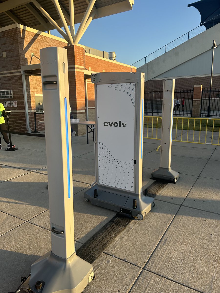 HumbleISD_Ath's tweet image. It’s 👍🏻 to be the leader in stadium safety! ⁦@HumbleISD⁩ 
Make that call to IdentiSys Inc. and ask for Jeanine!!
#whywait
#feelsafe ⁦@IdentiSys_Inc⁩