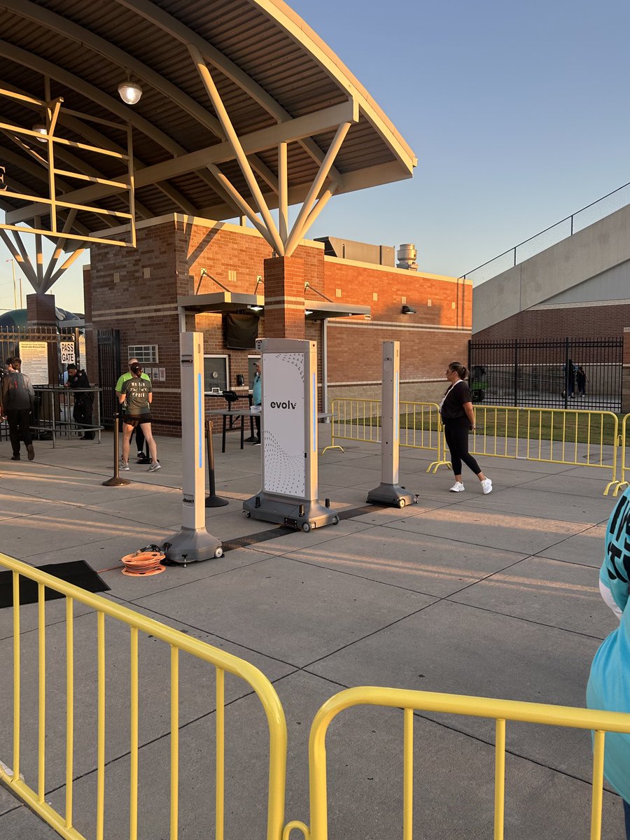 HumbleISD_Ath's tweet image. It’s 👍🏻 to be the leader in stadium safety! ⁦@HumbleISD⁩ 
Make that call to IdentiSys Inc. and ask for Jeanine!!
#whywait
#feelsafe ⁦@IdentiSys_Inc⁩